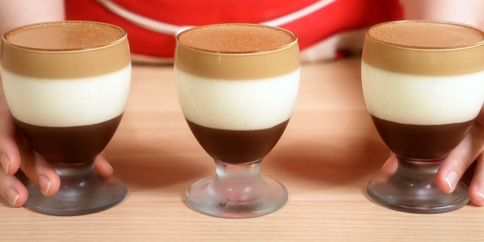 Panna Cotta al Cioccolato, Vaniglia e Caffè | Ricetta Facile